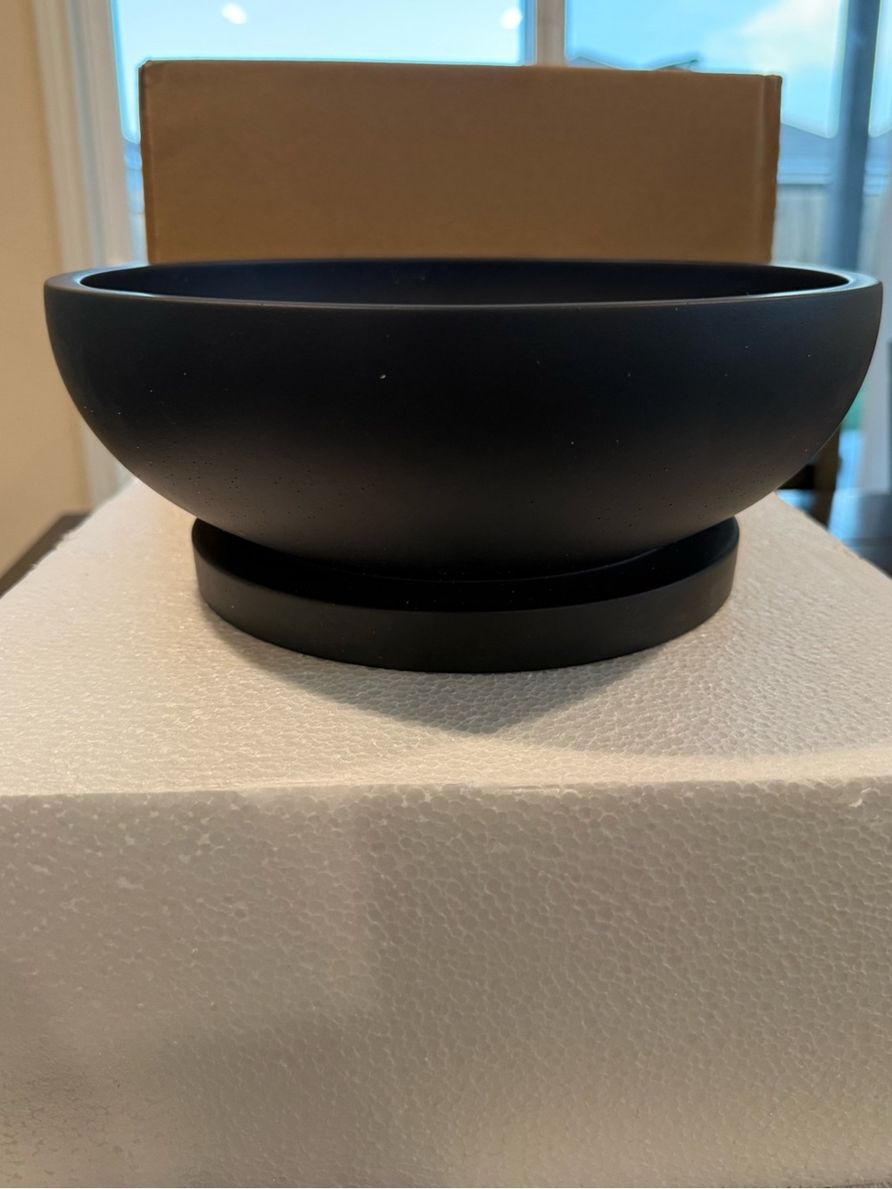 Home Concrete Black Decorative Bowl: Modern Pedestal Fruit Bowl
